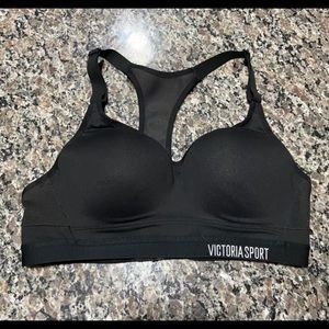 Victoria Sport padded sports bra